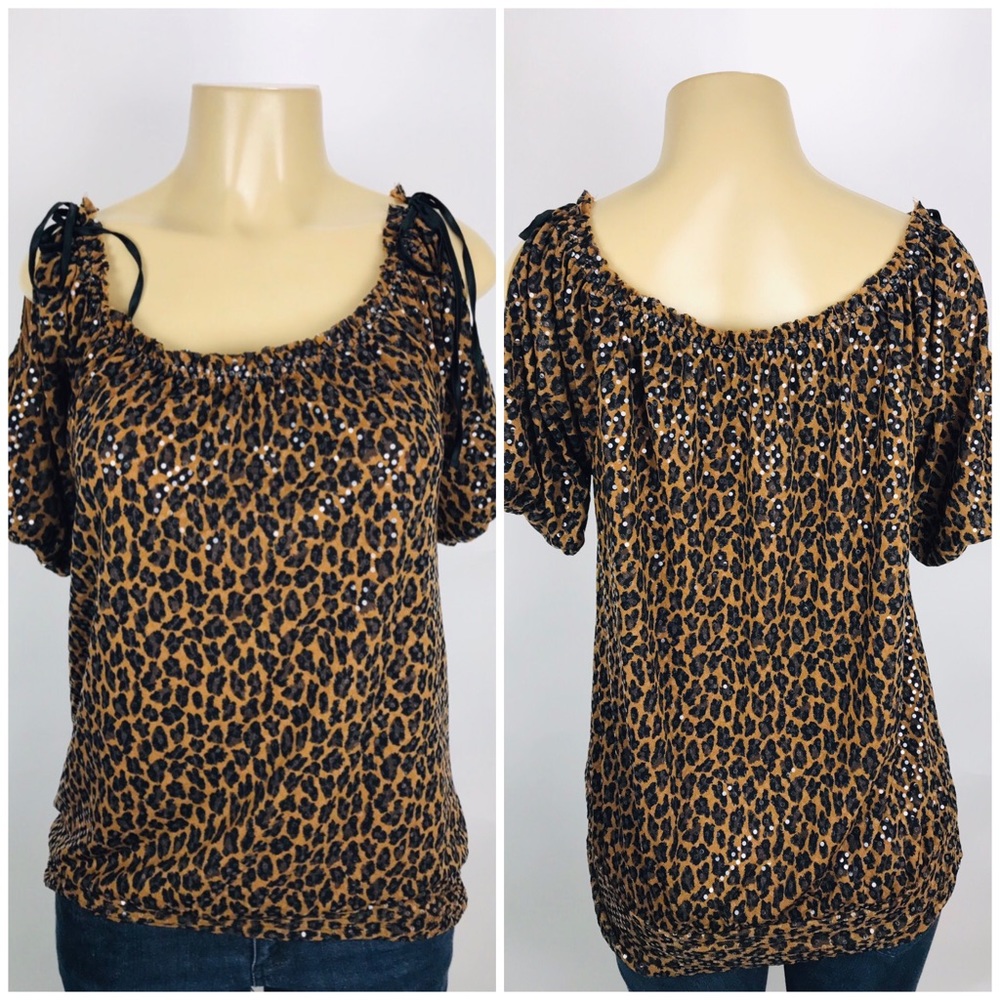 Express Animal Print Sz M Cold Shoulder Top Blouse